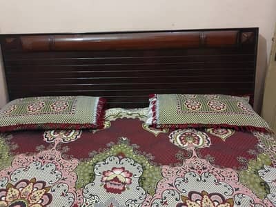 king size bed \ double bed \ wooden bed \ bed set for sale