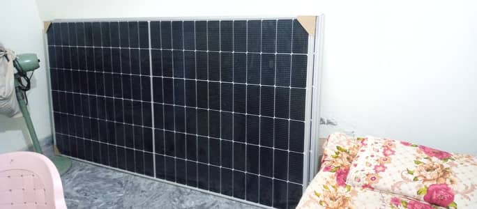 3 Inverex 575 watt Solar Panels