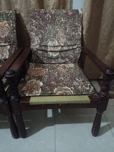 6 Chairs