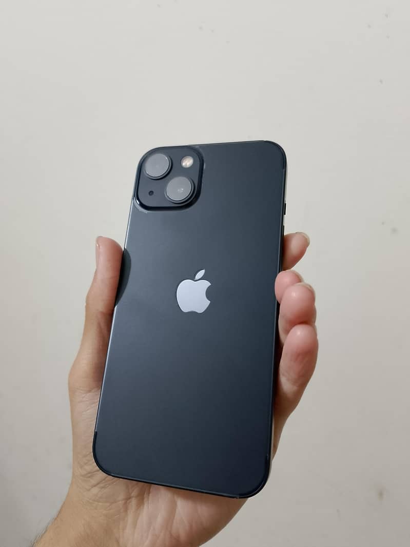 Apple iPhone 13 0