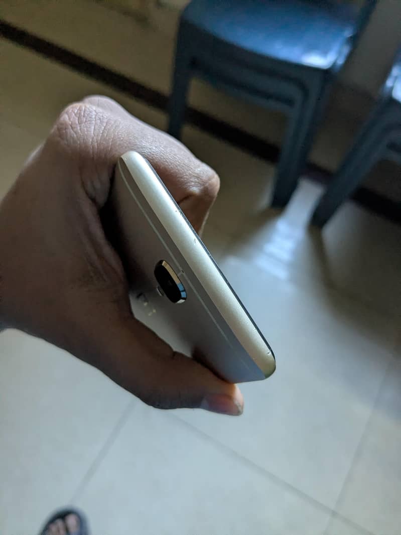One Plus 3T 4