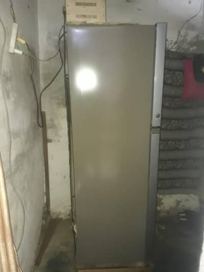 dawalnce fridge model 22