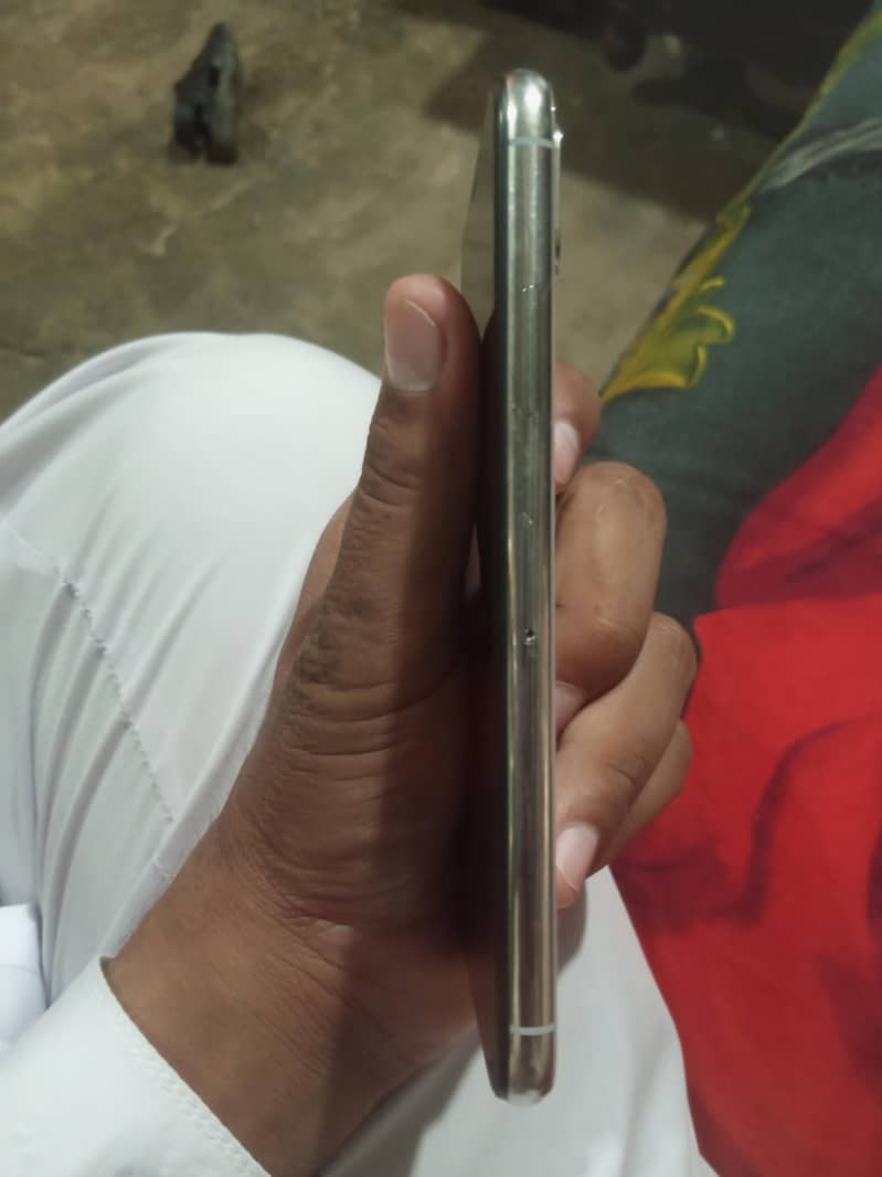Apple iPhone X 1