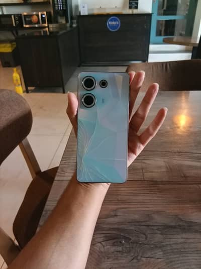 Tecno CAMON 20