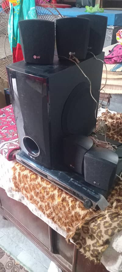 L G DvD system