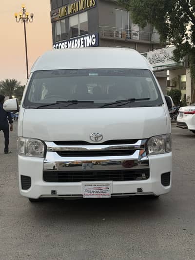 Toyota Hiace 2014 Lahore Registered 15 Seats