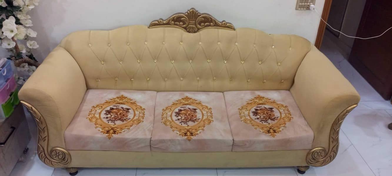 Sofa Set With table. 2