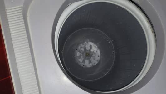 MZEE TWIN TUBE WASHER and Dryer