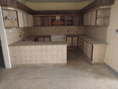 Looking For A Lower Portion In Gulshan-e-Iqbal - Block 1