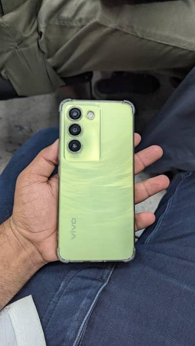 Vivo Y100