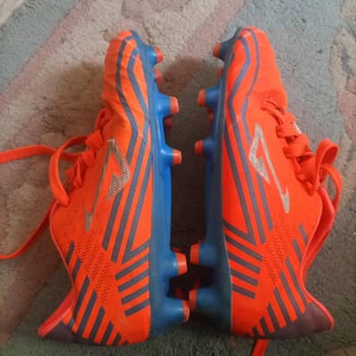 nomis shoes available for sale