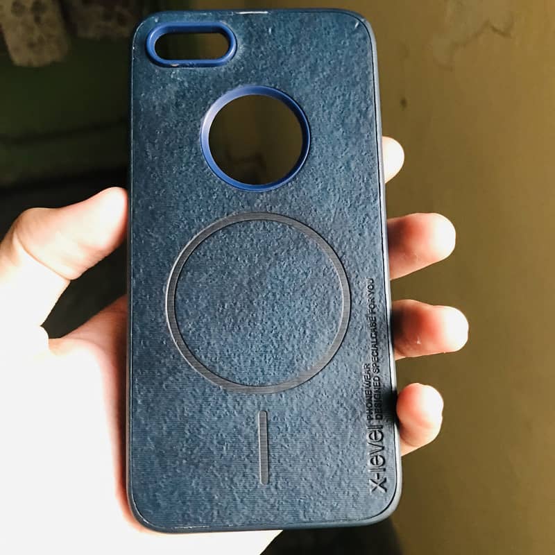 Apple iPhone 7 2