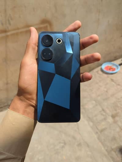 Tecno CAMON 20