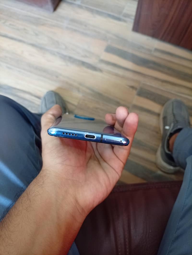 One Plus 7T 3