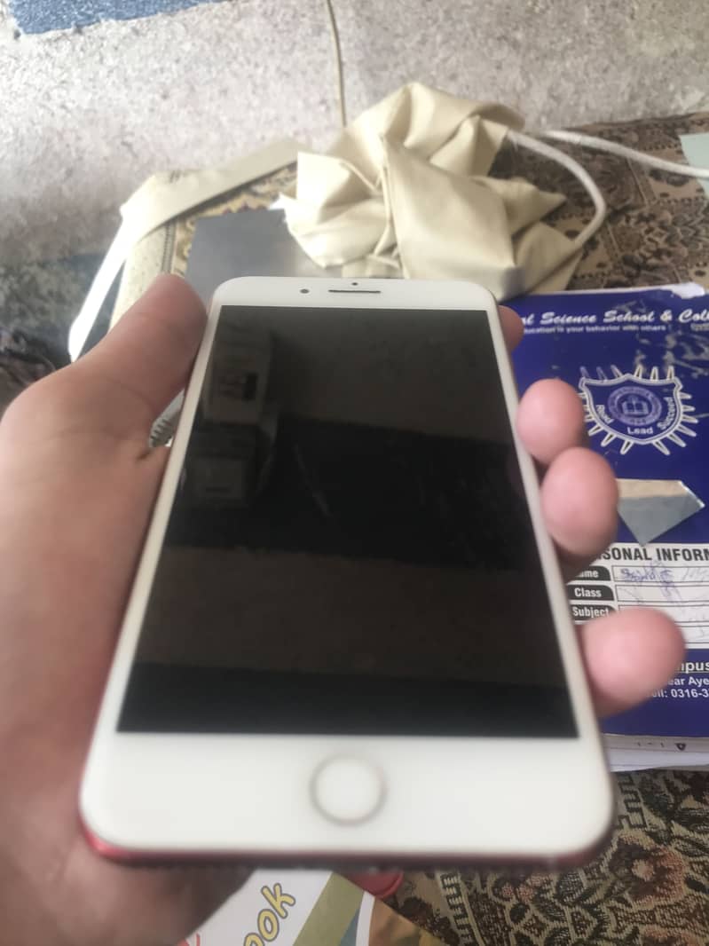 Apple iPhone 7 Plus 1