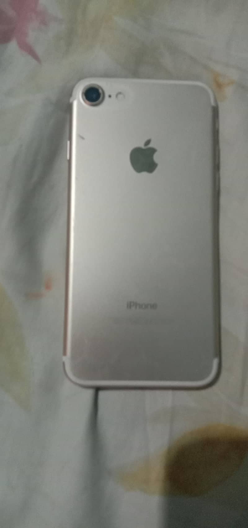 Apple iPhone 7 2
