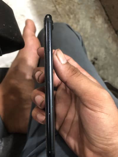 Apple iPhone SE