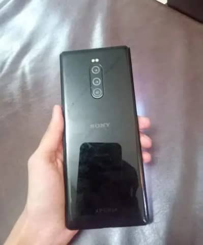 Sony Xperia 1 6/64 good condition