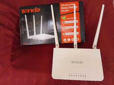 Tenda Modem. Model : F3