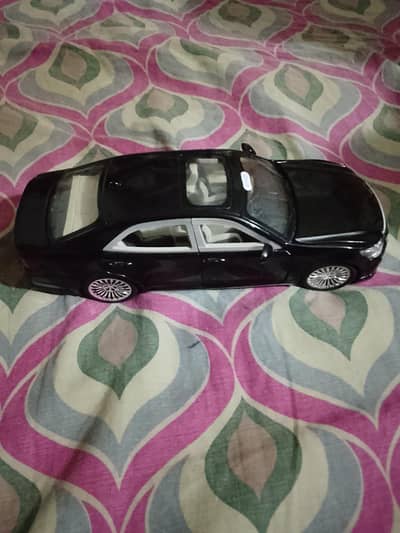 Toyota crown model car