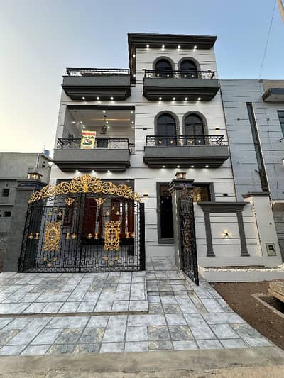 Get Your Hands On On Excellent Location House In Lahore Best Area