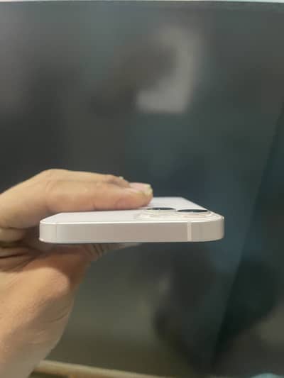 Apple iPhone 13 for sale camera result outclass