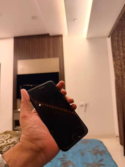 Apple iPhone 7 PTA APPROVED 128 GB