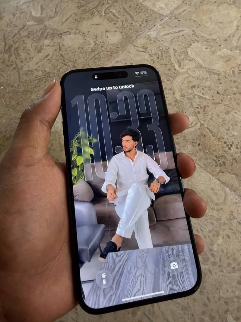 Apple iPhone 15 plus 1