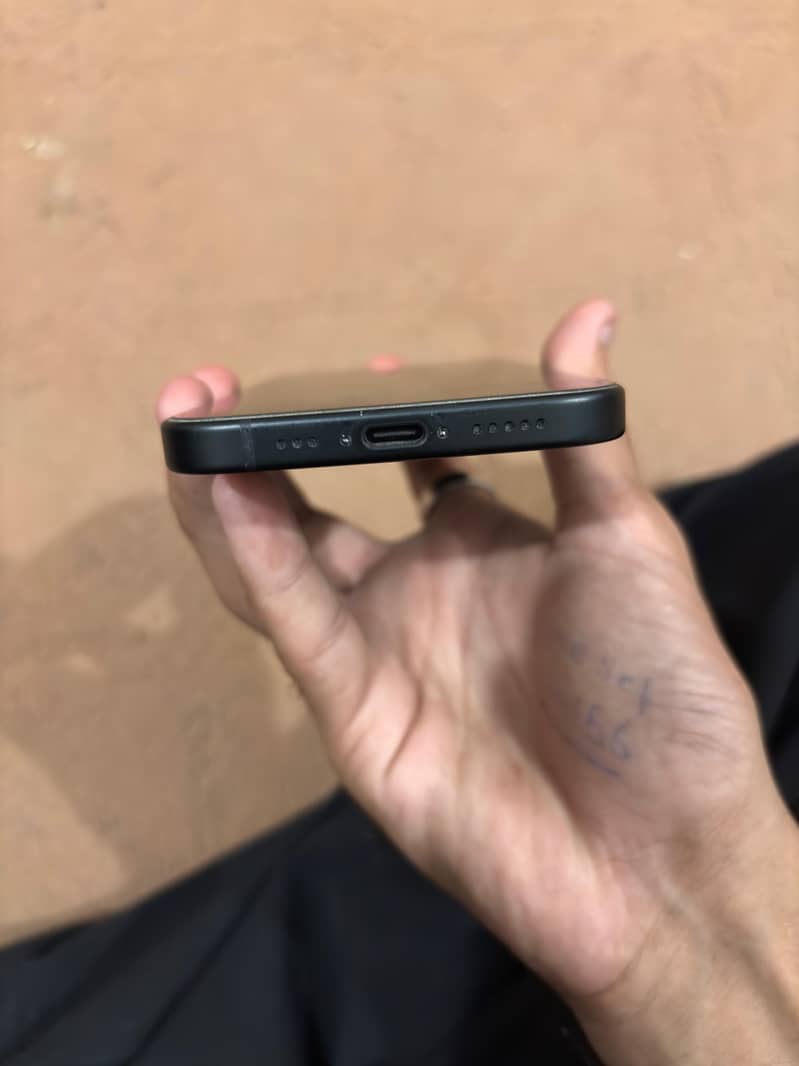 Apple iPhone 15 1
