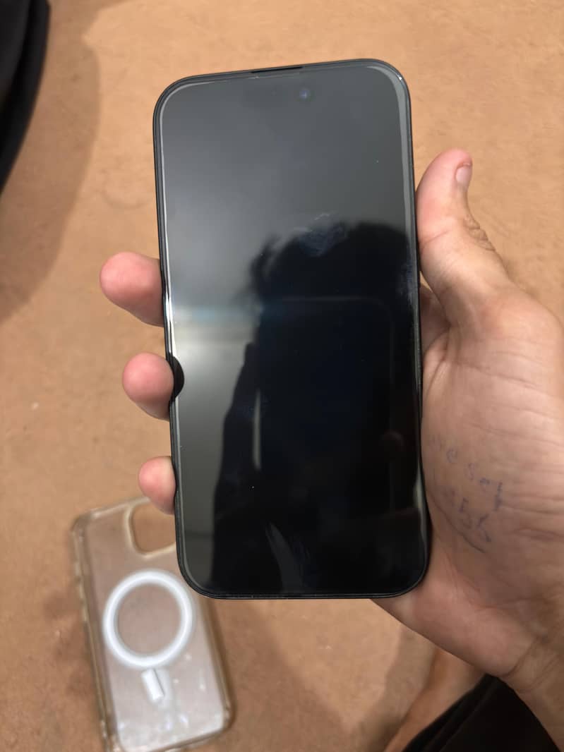 Apple iPhone 15 5
