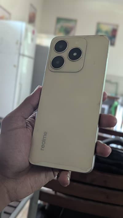 Realme C61