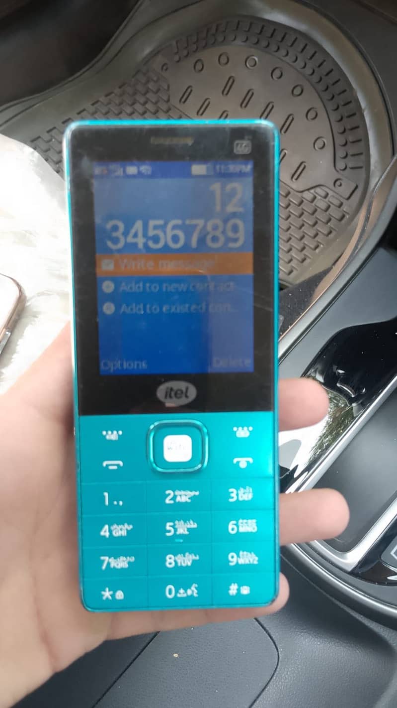 Apple iPhone 8 Plus with android 13