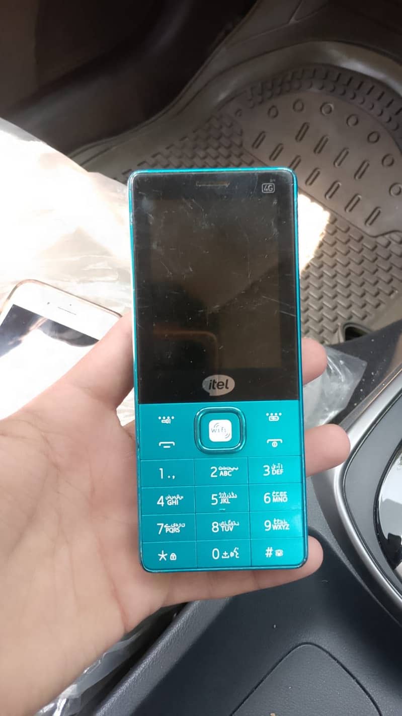 Apple iPhone 8 Plus with android 15