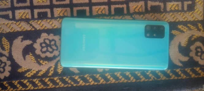 Samsung Mobile A51 exchange possible with Iphone. 03114891039
