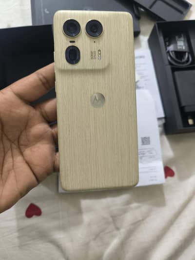 Motorola Edge 50 Ultra 16gb/1tb Brand New Dubai Purchase