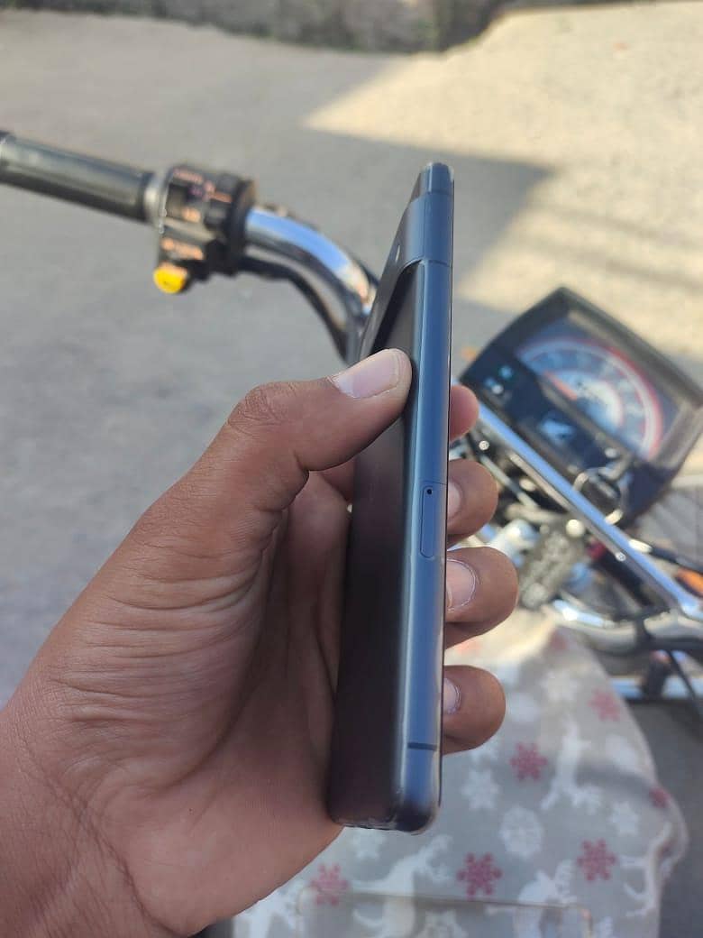 Google Pixel 7 3