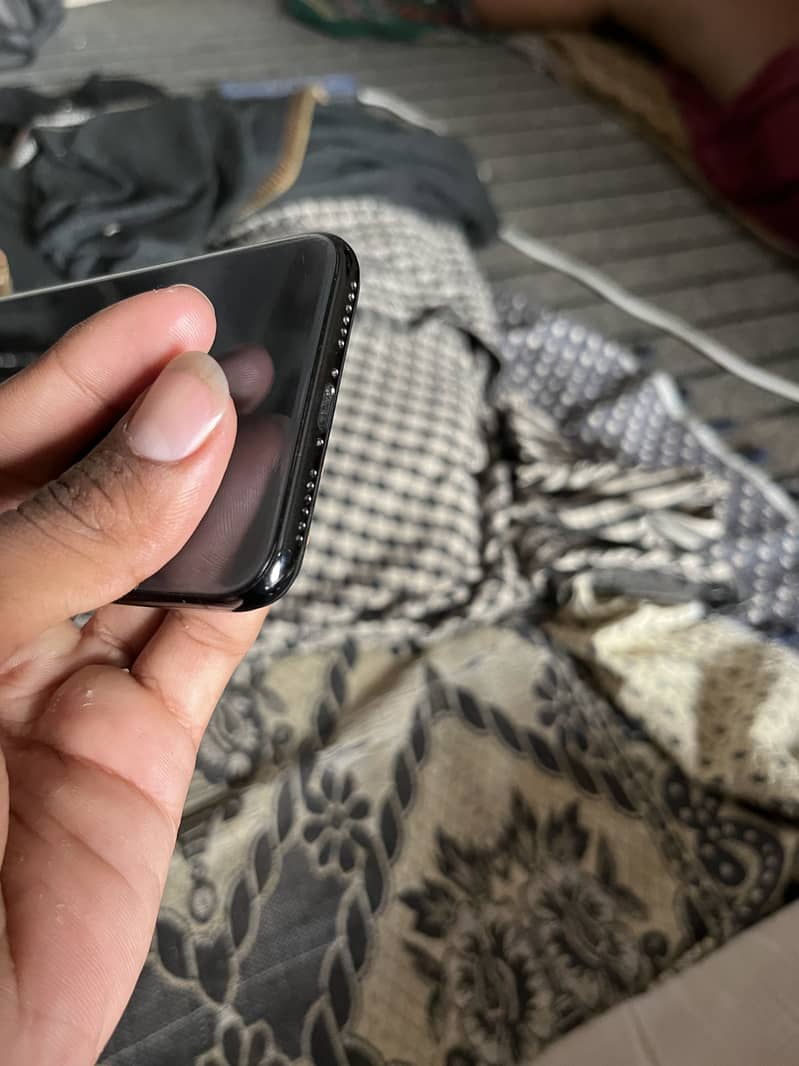 Apple iPhone X 2