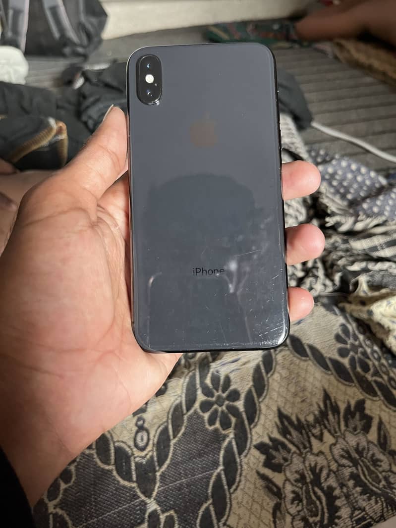 Apple iPhone X 3