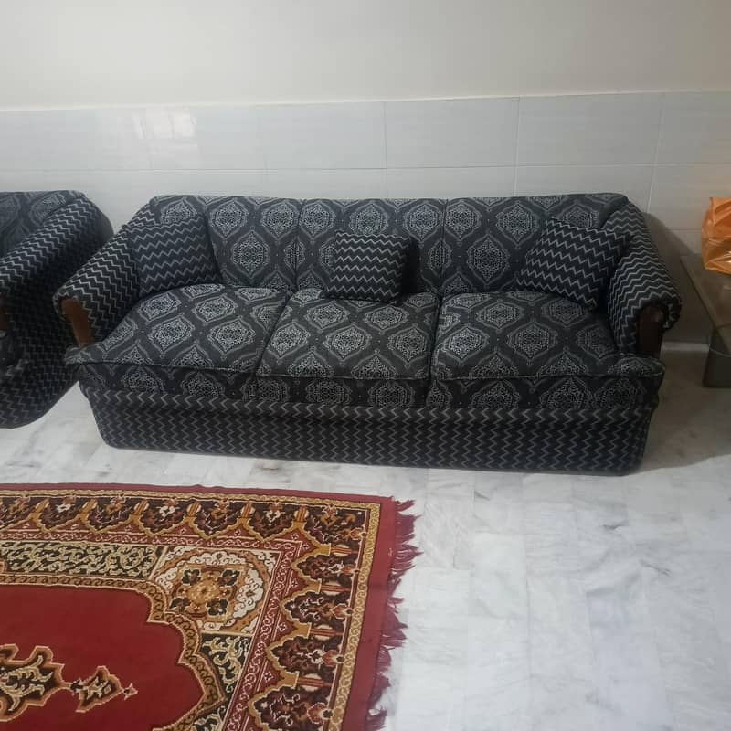 7 seater sofa 0