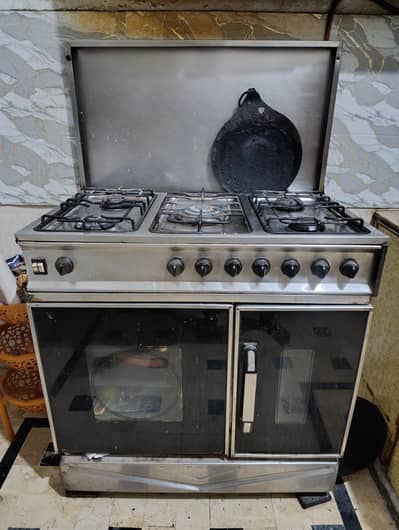 5 Burner Stove + oven Urgent Sell