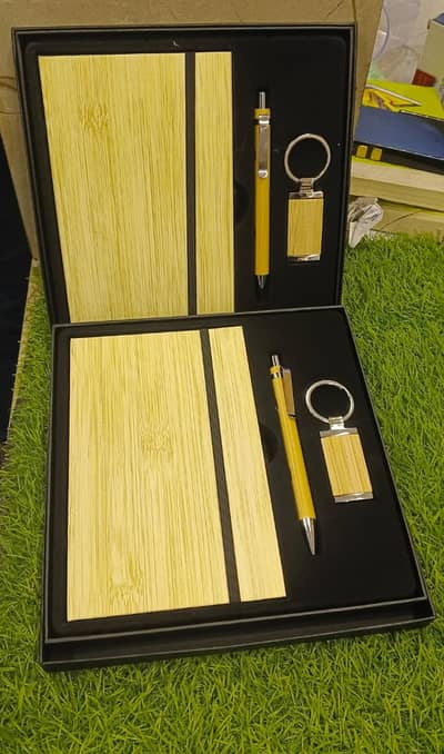 gift box black jutt with bamboo diary and luxury keychain with bamboo