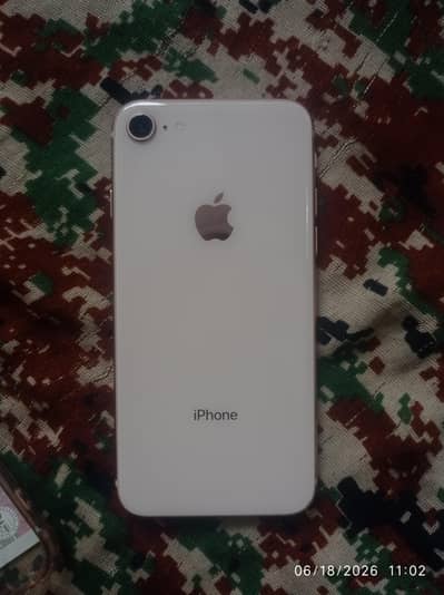 IPHONE 8 . . . 64GB 13000 10/9 BATTERY 100%