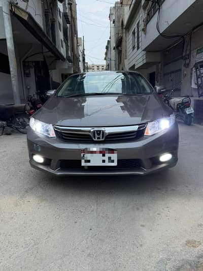 HONDA CIVIC UG 2015 TOP OF THE LINE