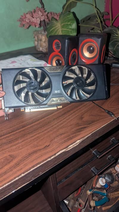 4 GB GTX 770 4gb 256 bit