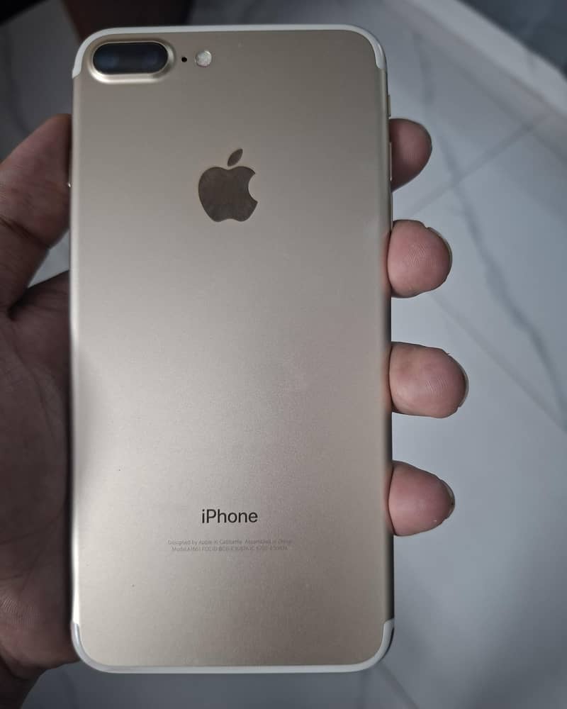 Apple iPhone 7 Plus 1