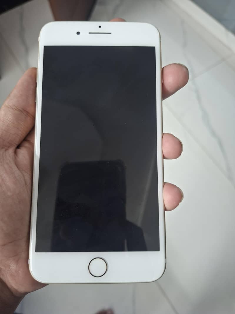 Apple iPhone 7 Plus 3