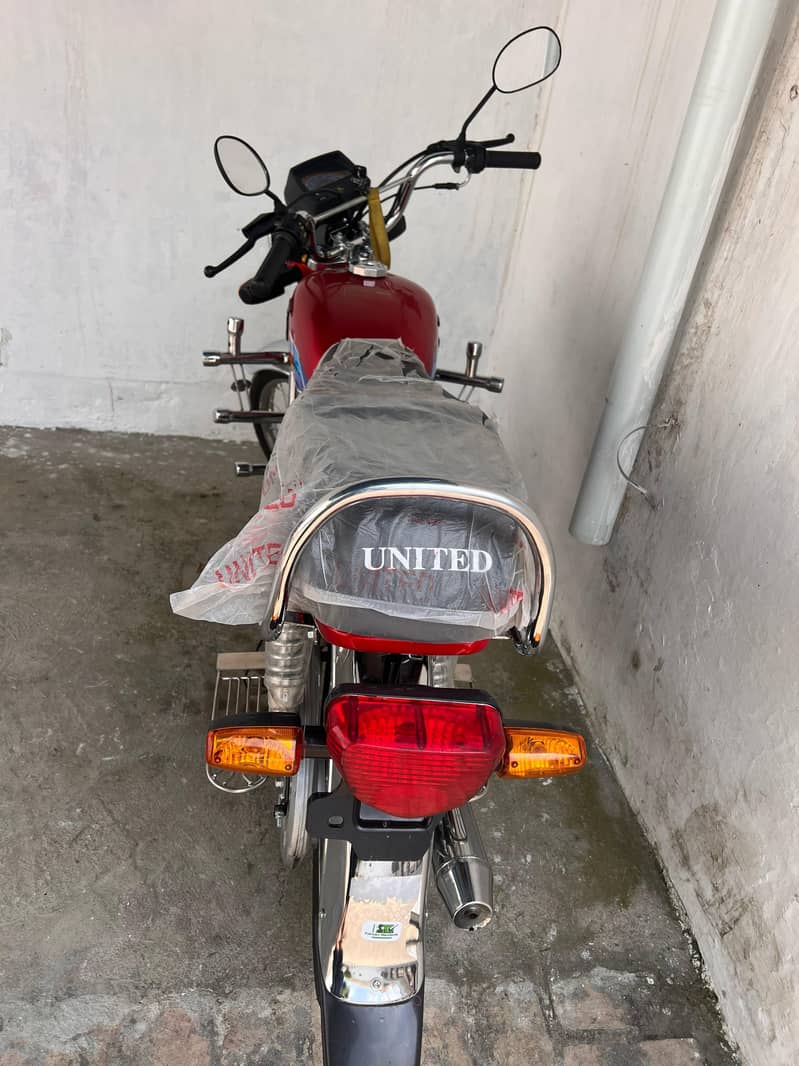 united 4