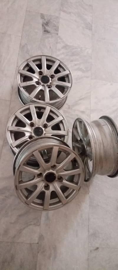 14 inch size k 4 alloy rims. . very good condition