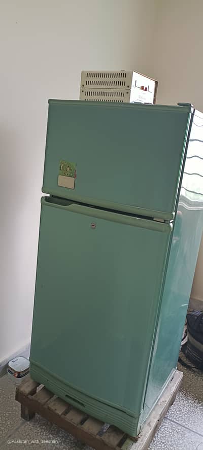 PEL refrigerator for sale good body, excellent piping, good interior,