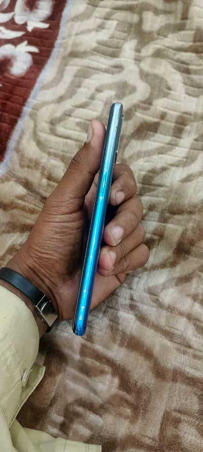 OPPO A53